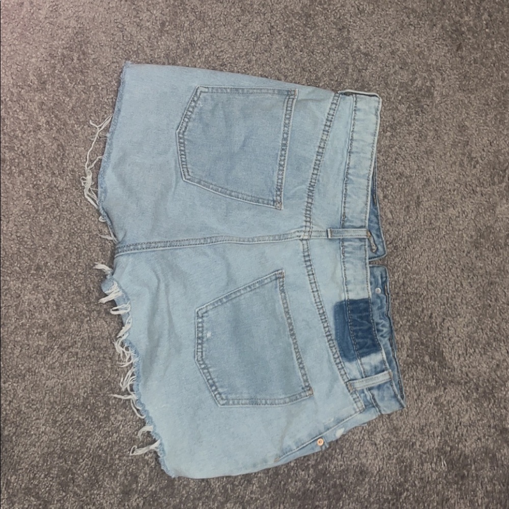 Shorts - Picture 2 of 2